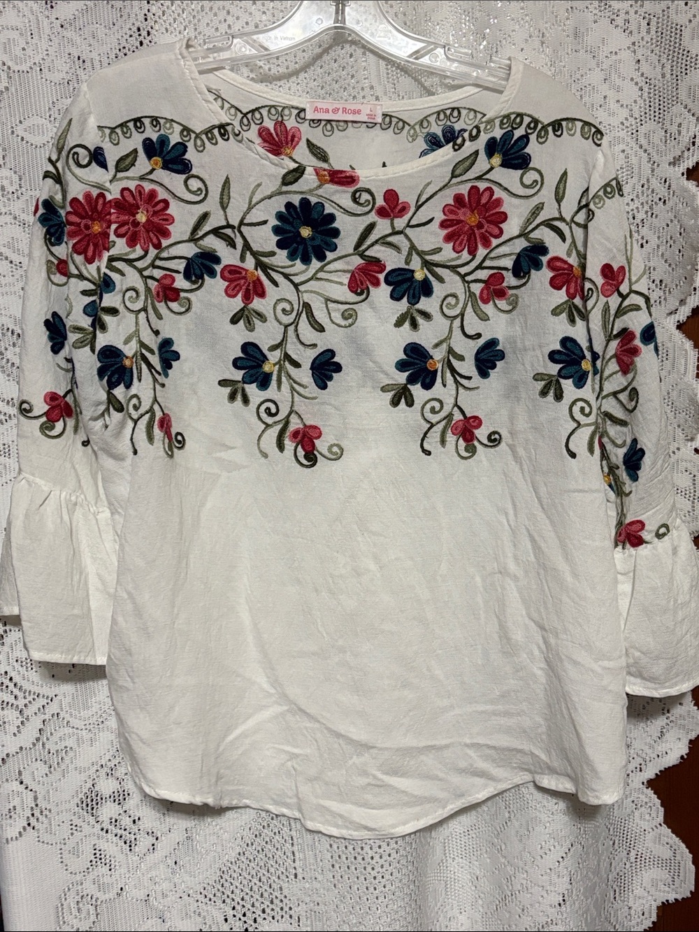 Ana & Rose White Embroidered Floral Peasant Blouse